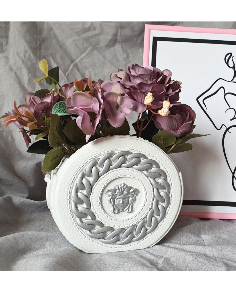 Ваза декоративная "Сумочка VS" белая с серебром